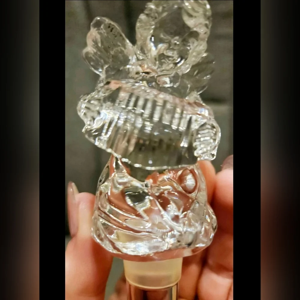 Mikasa Wine Bottle Stopper Austrian Crystal Cherub Song Angel